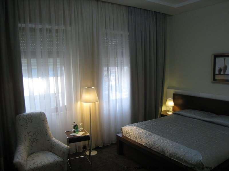 Boutique Hotel Kotoni Tirana Værelse billede