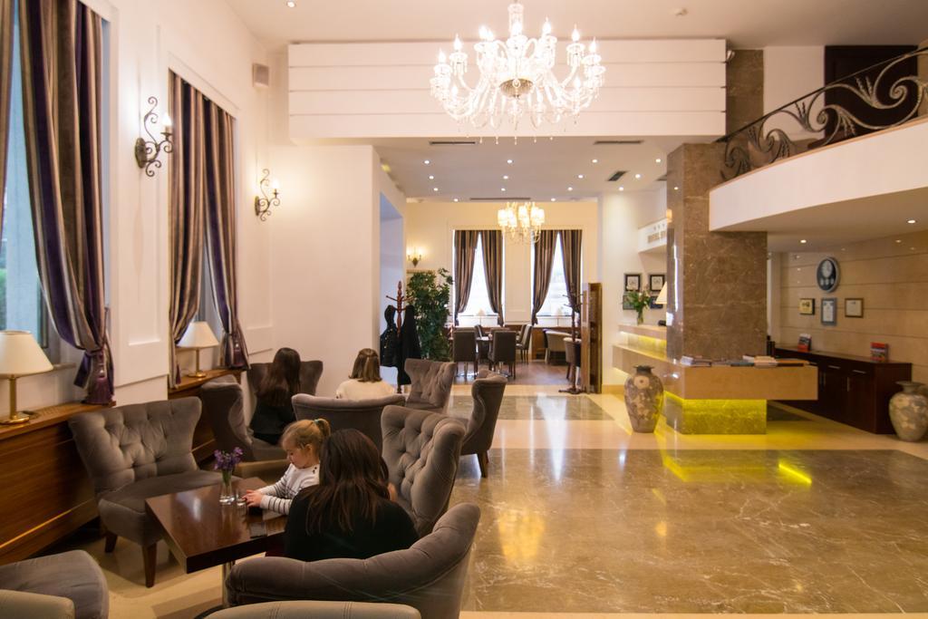 Boutique Hotel Kotoni Tirana Eksteriør billede